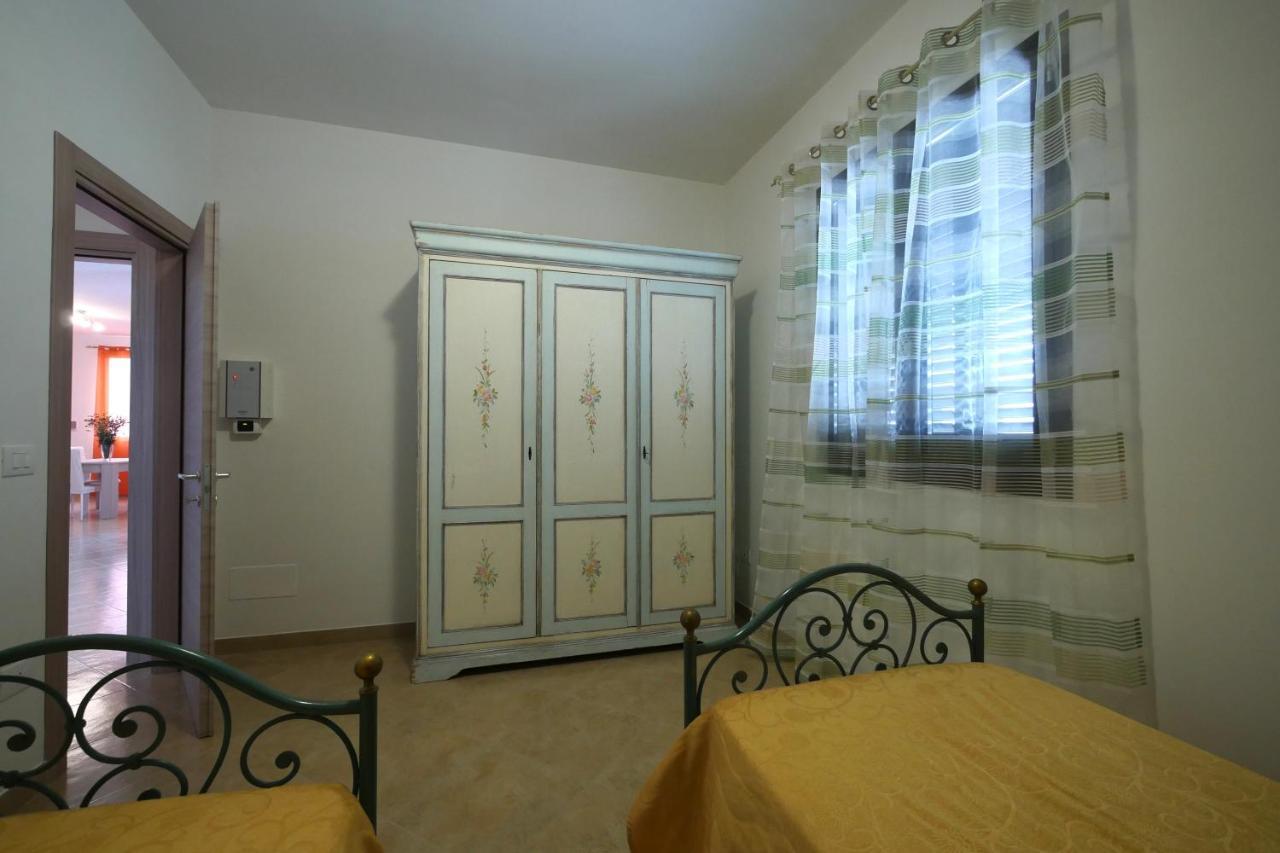 Villa Chiara Леверано Екстериор снимка