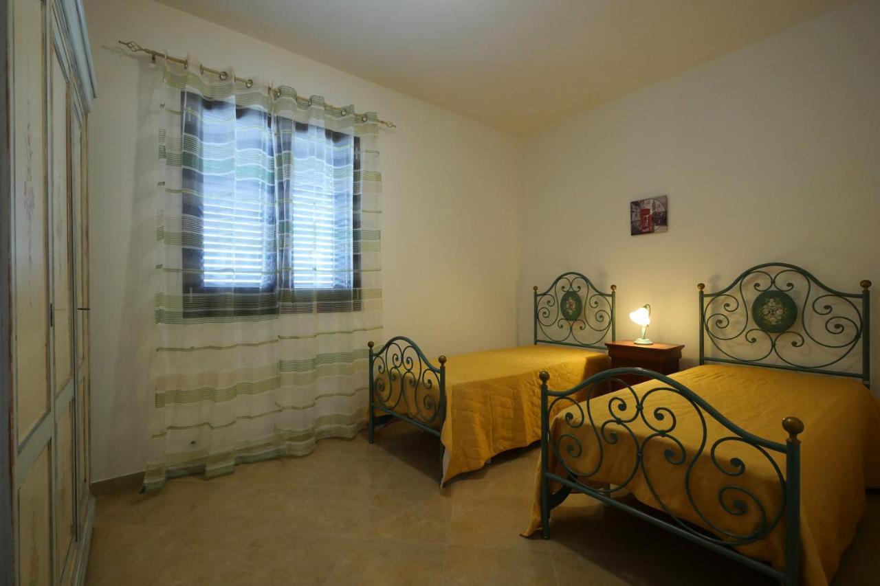 Villa Chiara Леверано Екстериор снимка