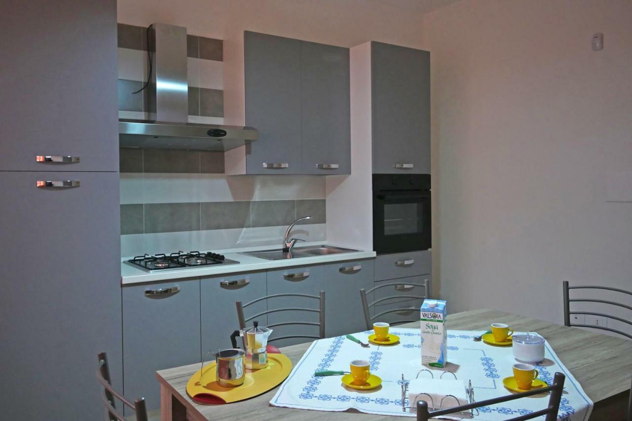 Villa Chiara Леверано Екстериор снимка